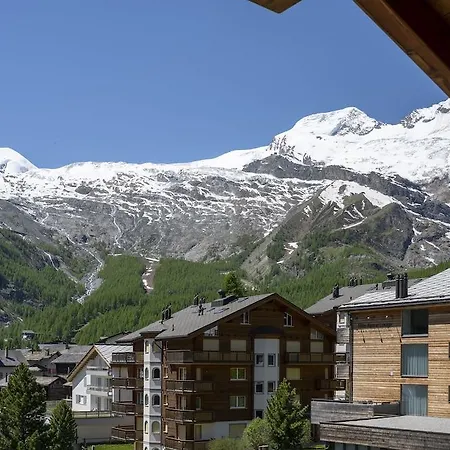 Wellnesshotel Schweizerhof Otel Saas Fee