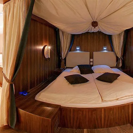 Wellnesshotel Schweizerhof Ξενοδοχείο Saas Fee