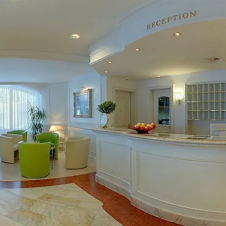 Wellnesshotel Schweizerhof 酒店 萨斯费