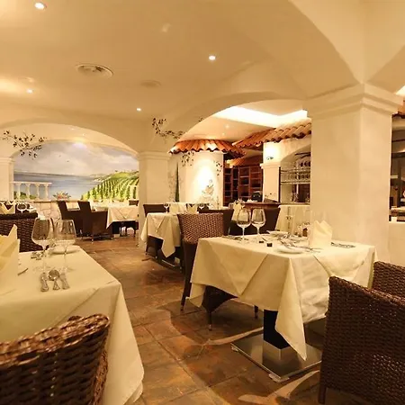 Wellnesshotel Schweizerhof Otel Saas Fee