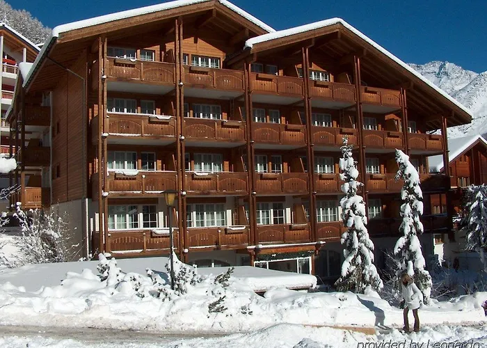 Wellnesshotel Schweizerhof 4* Saas-Fee
