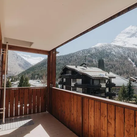 ホテル Wellnesshotel Schweizerhof