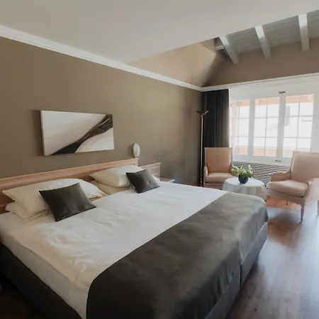 Wellnesshotel Schweizerhof ホテル サース フェー