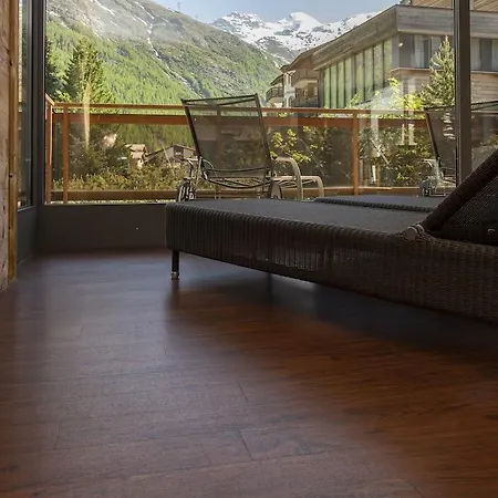 ホテル Wellnesshotel Schweizerhof