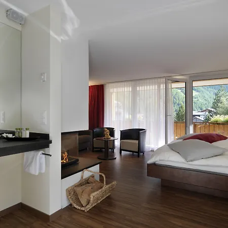 ホテル Wellnesshotel Schweizerhof 4*