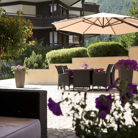 Wellnesshotel Schweizerhof ホテル 4*